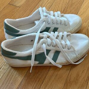 Gola White and Green Casual Sneakers